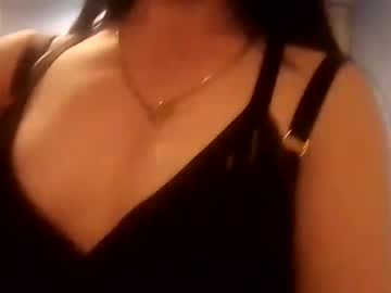 Jessstormi Chaturbate stream image from May 15, 2025