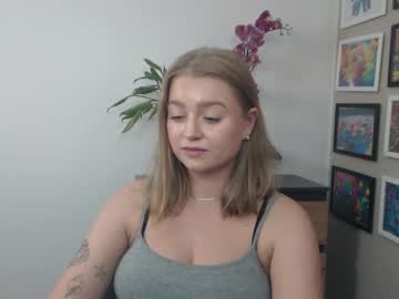 Mysteryericax Chaturbate stream image from May 15, 2025