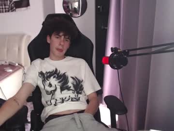 Vinnie_06 Chaturbate stream image from May 15, 2025