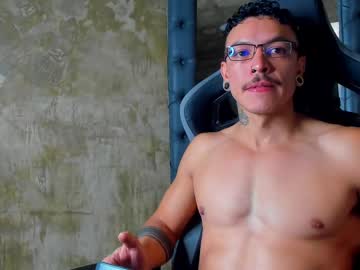 Steve_Madden01 Chaturbate stream image from May 15, 2025
