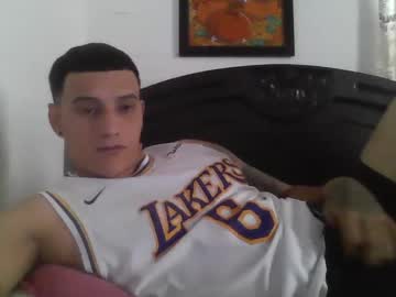 Yostin8888 Chaturbate stream image from May 15, 2025