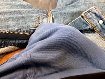 6inchboytoy Chaturbate stream image from May 15, 2025