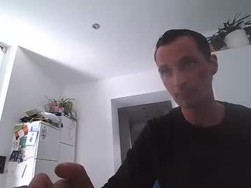 Logan7981smith Chaturbate stream image from May 15, 2025