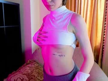 Polliray Chaturbate stream image from May 15, 2025