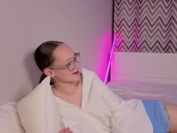 Isabellaafoxx Chaturbate stream image from May 15, 2025