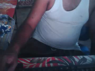 Yourkingh Chaturbate stream image from May 15, 2025