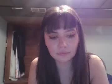 Littlesurrenderslut Chaturbate stream image from May 15, 2025