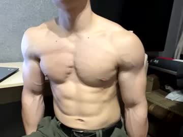 Andreymuscle Chaturbate stream image from May 15, 2025