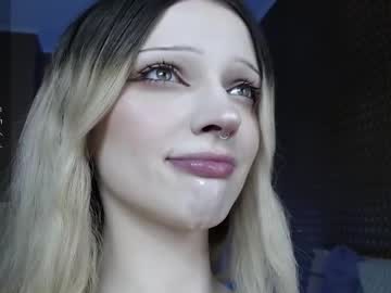 Milinamarvelous Chaturbate stream image from May 15, 2025