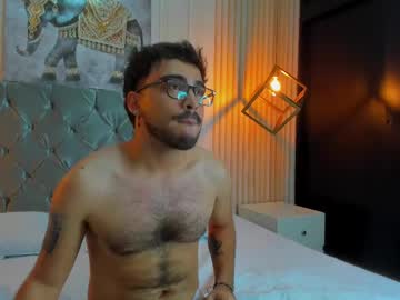 Dantebelluci Chaturbate stream image from May 15, 2025