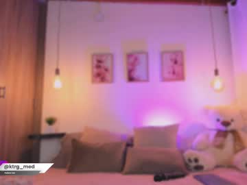 Amelie_Gonzalez Chaturbate stream image from May 15, 2025