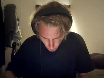 Homelessblondie Chaturbate stream image from May 15, 2025