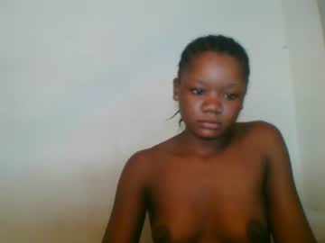 Hotjeylee Chaturbate stream image from May 15, 2025