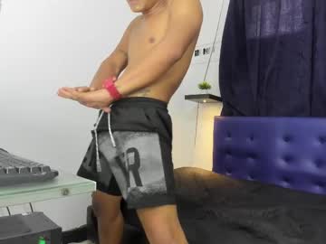 Jhon_Henry Chaturbate stream image from May 15, 2025