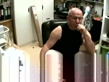 Bodymen1 Chaturbate stream image from May 15, 2025