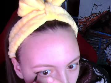 Glowdesire_ Chaturbate stream image from May 15, 2025