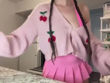 Xyleialuv Chaturbate stream image from May 15, 2025