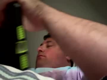 Jake181011 Chaturbate stream image from May 15, 2025