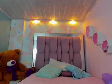 Kelsie_Angels Chaturbate stream image from May 15, 2025