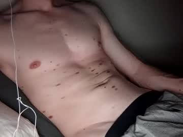 Slimnlean Chaturbate stream image from May 16, 2025