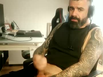 Txalkan6060 Chaturbate stream image from May 16, 2025