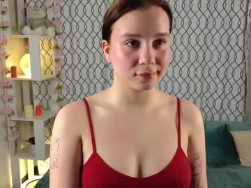 Cute_Capybaraa Chaturbate stream image from May 16, 2025