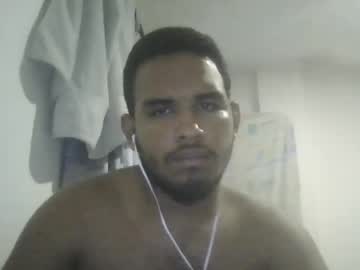 Itssjhon12 Chaturbate stream image from May 16, 2025