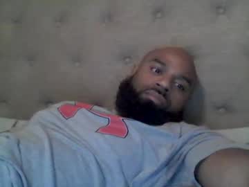 Well_Off Chaturbate stream image from May 16, 2025