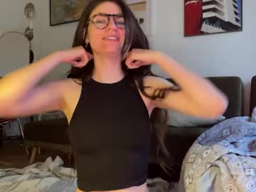 Hunky_Dory1 Chaturbate stream image from May 16, 2025