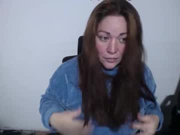 Moni_Noa Chaturbate stream image from May 16, 2025