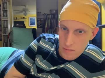 Petervideos Chaturbate stream image from May 16, 2025