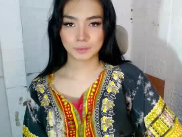 Babyclarats Chaturbate stream image from May 16, 2025
