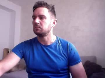 A3cuadros Chaturbate stream image from May 16, 2025