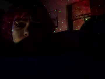 Honeybeexo12 Chaturbate stream image from May 16, 2025