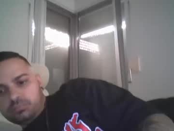 Hotaus90 Chaturbate stream image from May 16, 2025