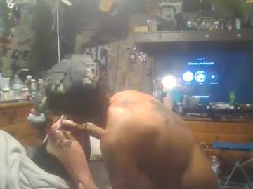 Mrpringlesbwc Chaturbate stream image from May 16, 2025