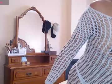 Zoeshinne Chaturbate stream image from May 16, 2025