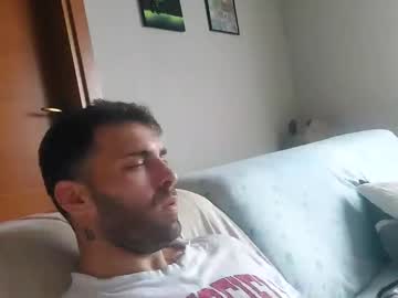 Boy_Aroundtheworld Chaturbate stream image from May 16, 2025