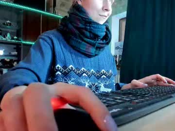 Pa1e_Pr1ncess Chaturbate stream image from May 16, 2025