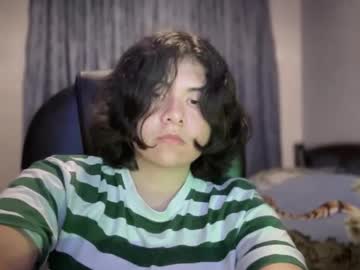 Chinchunn Chaturbate stream image from May 16, 2025