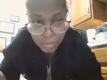 Drinkbrandi15 Chaturbate stream image from May 16, 2025