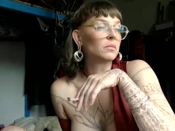 Joythenomad Chaturbate stream image from May 16, 2025