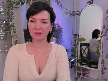 Lolligrace Chaturbate stream image from May 16, 2025