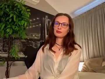 Molly_Lissa Chaturbate stream image from May 16, 2025