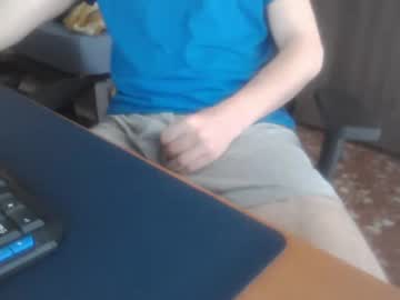 Mrhotboy9906 Chaturbate stream image from May 16, 2025