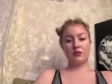 Emiliemi76618 Chaturbate stream image from May 16, 2025