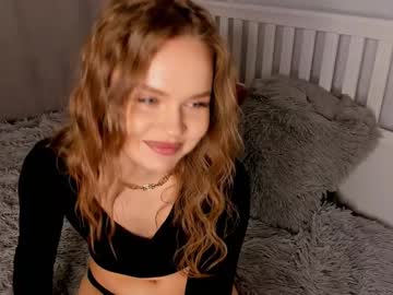 Emilyost Chaturbate stream image from May 16, 2025