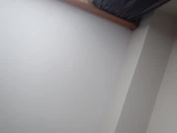 Hoioi197777 Chaturbate stream image from May 16, 2025