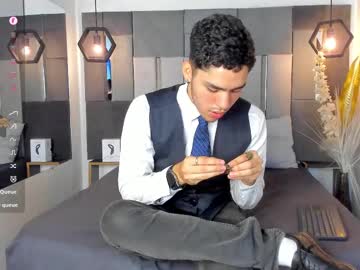 Liamnovak Chaturbate stream image from May 16, 2025