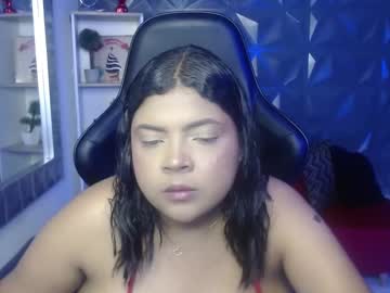 Chloe_Brunette1 Chaturbate stream image from May 16, 2025